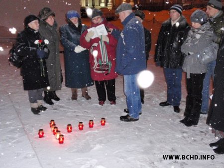 Ля касцёла святога Язэпа ўзгадалі паўстанне Каліноўскага і цяперашніх палітвязняў (Фота)