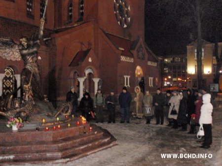 Далучайцеся да штодзённай малітвы за палітзняволеных і пятнічнай малітвы за Беларусь!