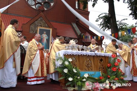 У Менску адзначылі 20-годзьдзе Менска-Магілёўскай мітраполіі (Фота)