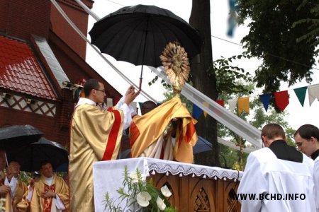 У Менску адзначылі 20-годзьдзе Менска-Магілёўскай мітраполіі (Фота)