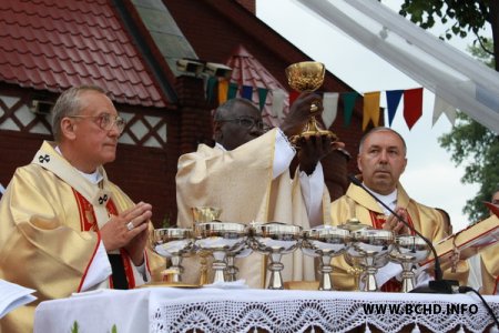 У Менску адзначылі 20-годзьдзе Менска-Магілёўскай мітраполіі (Фота)