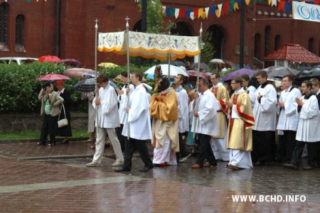 У Менску адзначылі 20-годзьдзе Менска-Магілёўскай мітраполіі (Фота)