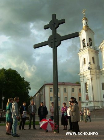 Штодзённая малітва за палітвязняў у Віцебску (Фота)