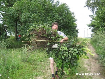 Талака ў Жлобаўцах на радзіме Ларысы Геніюш (Фота)