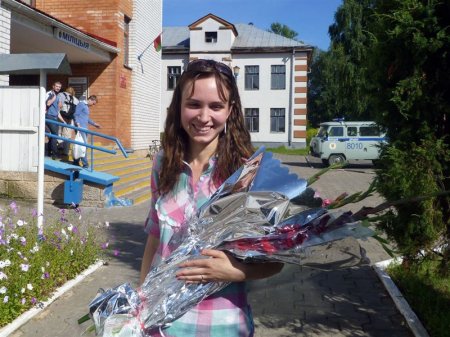 У Дрыбіне выйшла на волю Наста Палажанка (Фота)