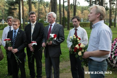 Лідэры і сябры БХД ўзялі ўдзел ва ўшанаванні памяці змагароў за незалежнасць Беларусі (Фота)