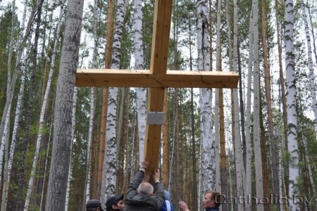 У Сыбіры ўшанавалі памяць айцоў Андрэя Цікоты і Адама Станкевіча (Фота)