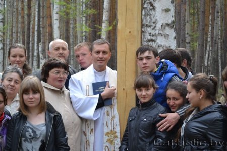 У Сыбіры ўшанавалі памяць айцоў Андрэя Цікоты і Адама Станкевіча (Фота)