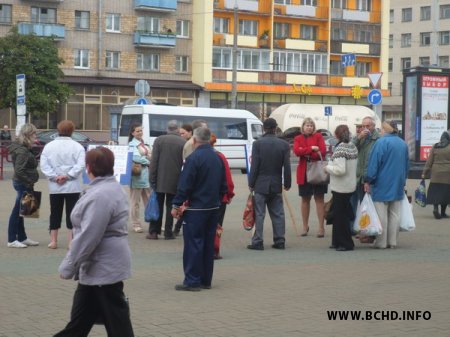 БХД адзначае Дзень горада і Бітву пад Воршай пікетамі за Байкот (фота)