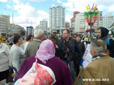 Вялікі фотарэпартаж са штодзённых пікетаў БХД за байкот