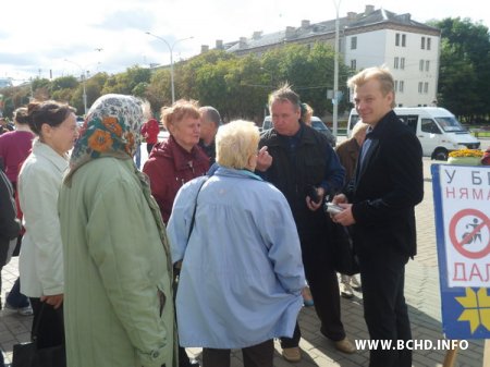 Вялікі фотарэпартаж са штодзённых пікетаў БХД за байкот