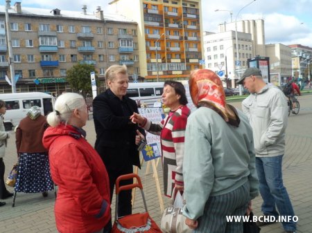 Вялікі фотарэпартаж са штодзённых пікетаў БХД за байкот