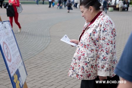 У Менску збіралі грошы на помнік Ярмошынай (вялікі фотарэпартаж)