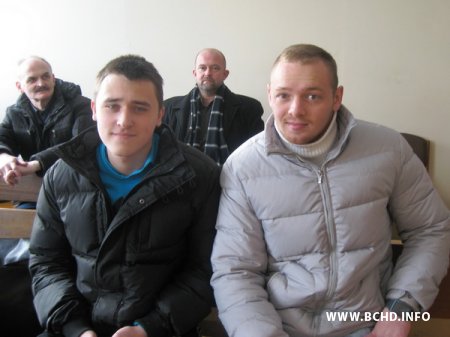 У Віцебску суд над Лаўрэнавым і Кішчуком перанеслі (абноўлена, дадаліся фоты з суду)