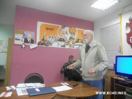У Віцебску Андрэй Мельнікаў і Валер Мазынскі падтрымалі палітвязняў (фота)