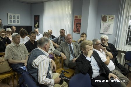 Кампанія “Мы не забудзем” – Віктар Ганчар і успаміны мінулага (фотарэпартаж)