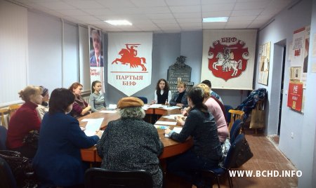 Абаронцы жывёл дамовіліся распрацаваць законапраект аб крымінальнай адказнасці за жортскае абыходжанне з жывёламі (фота)