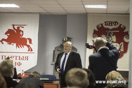 У Менску адбылася прэзентацыя беларускамоўнага выдання аўтабіяграфіі Станіслава Шушкевіча (фота)