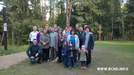 Актывісты БХД правялі талаку ў Курапатах (фота, дадалося відэа)