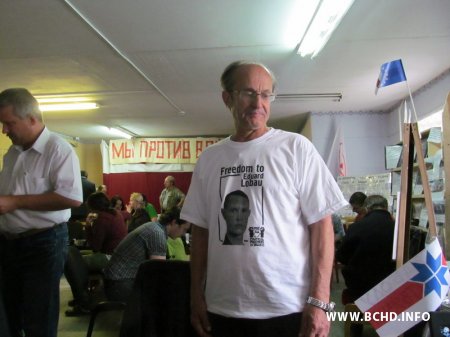 BCD activists march through Babruisk with portraits of political prisoners