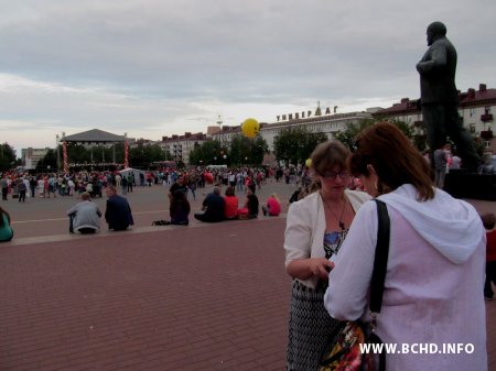 Актывісты БХД па ўсёй Беларусі збіраюць подпісы супраць алкагалізацыі (фота)
