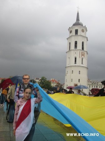 Сябры БХД узялі ўдзел у акцыях падтрымкі Ўкраіны ў Вільні (Фота)