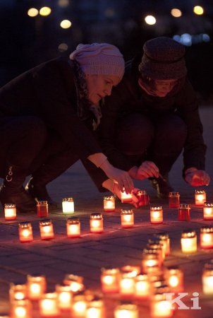 У Мінску запалілі 300 свечак у памяць аб ненароджаных дзецях (фота, відэа)