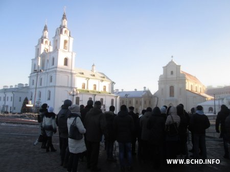 У Менску вернікаў на Раство не пускалі ў царкву