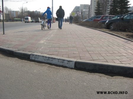 “Народны кантроль” у Віцебску: адсутнасць веладарожак – праблема і грамадзян, і ДАІ