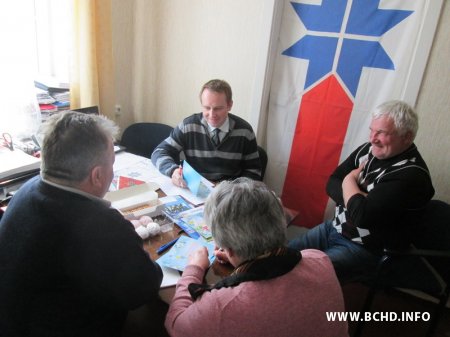 Пенсіянеры БХД заклікаюць віншаваць палітвязняў з Уваскрашэннем Хрыстовым (фота)