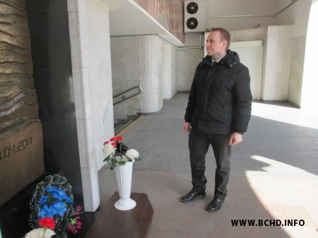 БХД ушанавала памяць ахвяраў тэракту ў менскім метро (фота)