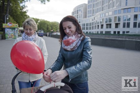 Дзень сям’і: БХД павіншавала мінчукоў са святам (фотарэпартаж)