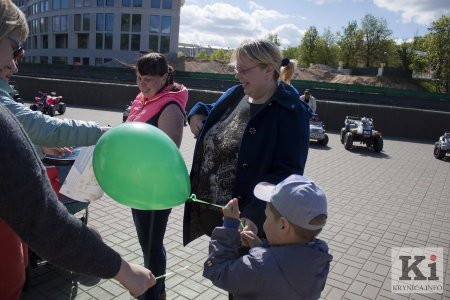 Дзень сям’і: БХД павіншавала мінчукоў са святам (фотарэпартаж)