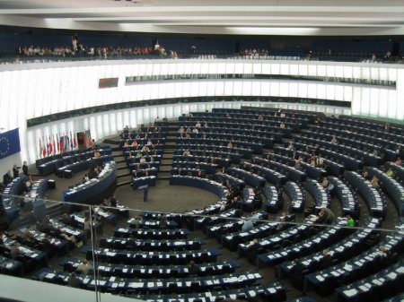 Еўрапарламент захоўвае прынцыповую пазіцыю да Беларусі