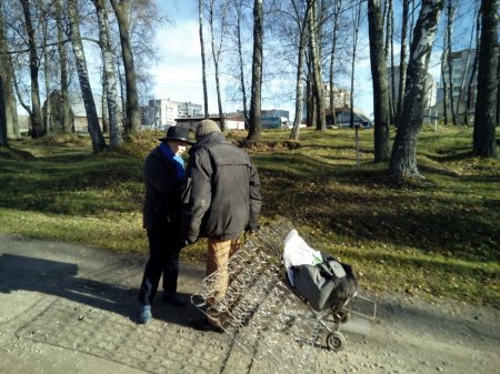 «Давно пора бы взяться за это кладбище! Спасибо вам!"