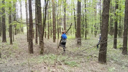 Мінскія актывісты БХД правялі экскурсію і талаку ў Курапатах (фота)