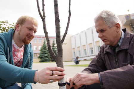 У Гомелі актывісты правялі экалагічны перфоманс «Памятаем. Смуткуем» (фота)