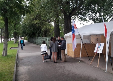 На пикете в Молодечно активисты БХД призвали выбирать жизнь (фото)