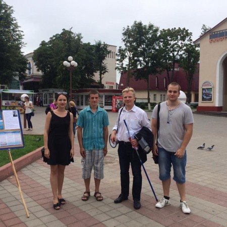 У Маладзечне невядомы напаў на пікет прамоўцы БХД (фота, відэа)