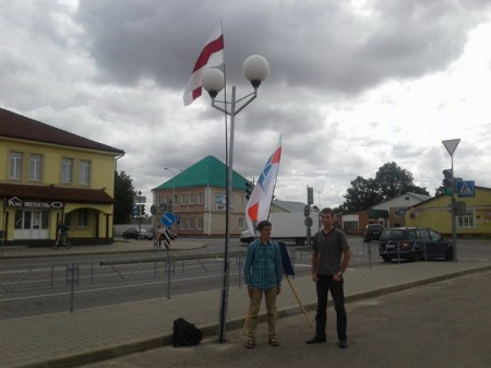 В Молодечно правоцентристский пикет прошел в защиту детей от алкоголя (фото)