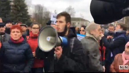 У Бабруйску АМАП ломіцца ў кватэру Яўгена Васьковіча