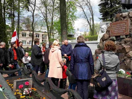 Сябры БХД, Руху “Разам” і Народнай Грамады ўшанавалі загінуўшых у Другой сусветнай вайне (фота)