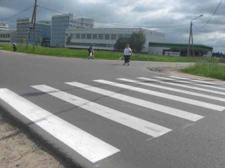 Пасля звароту актывістаў БХД на Новааршанскай шашы ў Віцебску аднавілі разметку (фота)