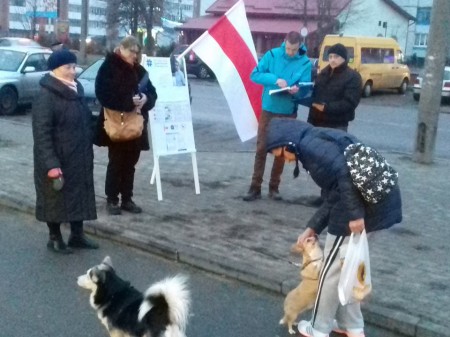 Пікет БХД у Бабруйску сабраў шмат людзей (фота)