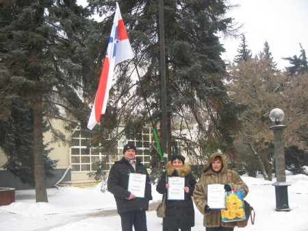 Прамоўцы БХД у Віцебску зладзілі пікет у падтрымку незалежных СМІ і свабоды словы (фота)