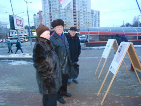 Галіна Каржанеўская распачала першыя пікеты ў якасці кандыдата