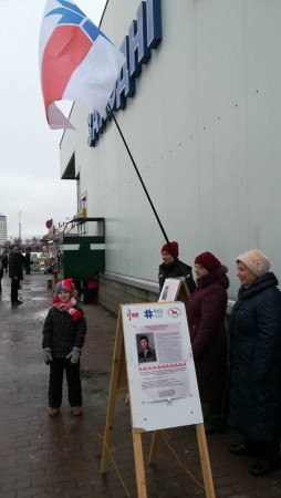 “Толькі ў Беларусі пенсіянер вымушаныя бегчы ад кантралёраў”: у Менску прайшоў пікет за вяртанне льгот на праезд