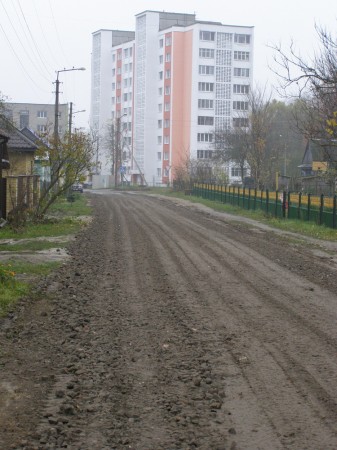 У Пінску жыхары дамагліся добраўпарадкавання вуліцы Прыгожай