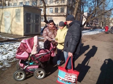 У Бабруйску актывісты БХД збіраюць подпісы за новую дзіцячую бальніцу (фота, відэа)