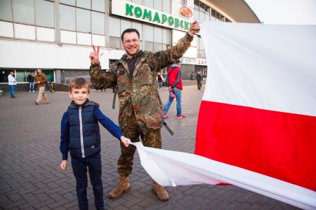 Апазіцыянеры заклікалі падняць настаўнікам зарплату вышэй сярэдняй (фота)